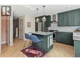 207 27 Avenue NW - photo 12