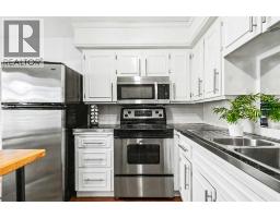 2206 29 Avenue SW - photo 7