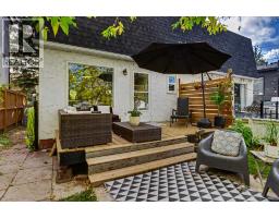 2206 29 Avenue SW - photo 26