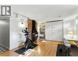 2206 29 Avenue SW - photo 22