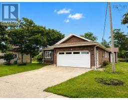 469 Brunswick Street, Yarmouth, NS B5A4V4 Photo 33