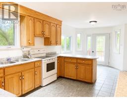 469 Brunswick Street, Yarmouth, NS B5A4V4 Photo 12