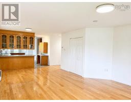 4pc Bathroom - 469 Brunswick Street, Yarmouth, NS B5A4V4 Photo 8