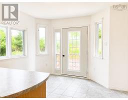 3pc Ensuite bath - 469 Brunswick Street, Yarmouth, NS B5A4V4 Photo 9