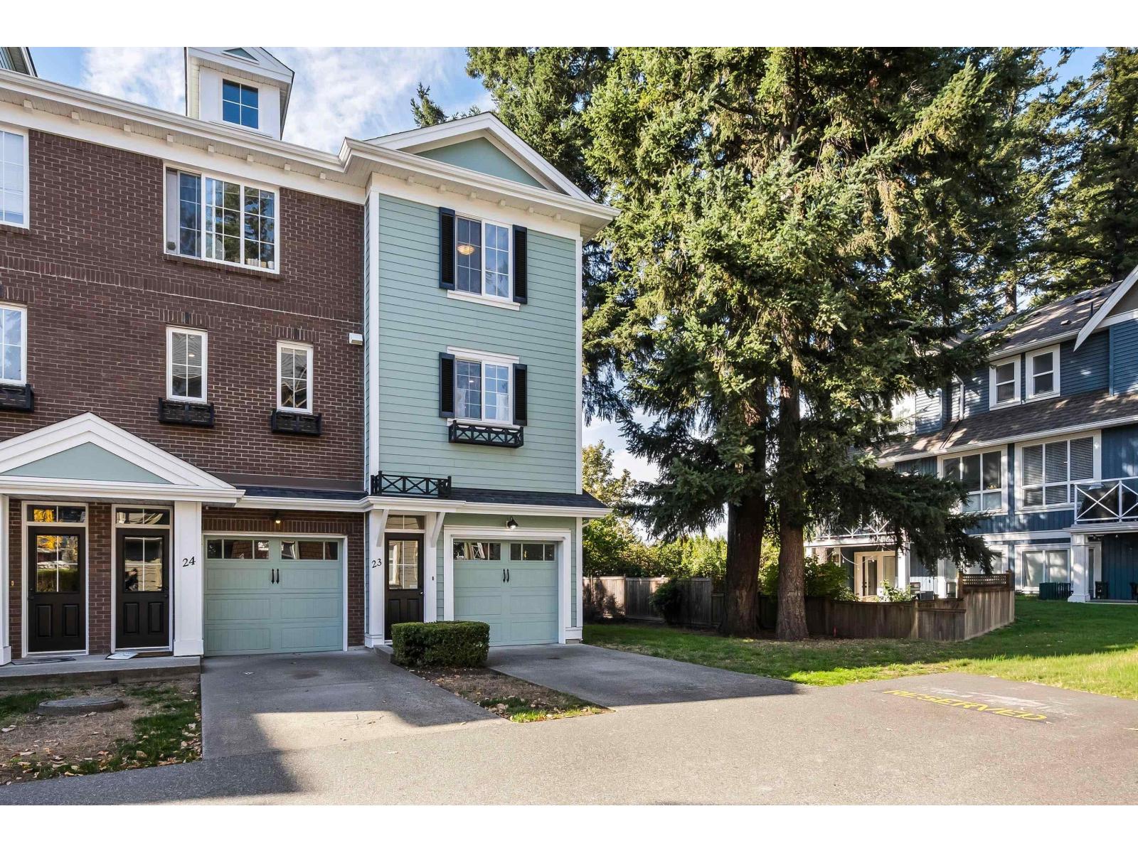23 5805 SAPPERS WAY, Garrison Crossing
