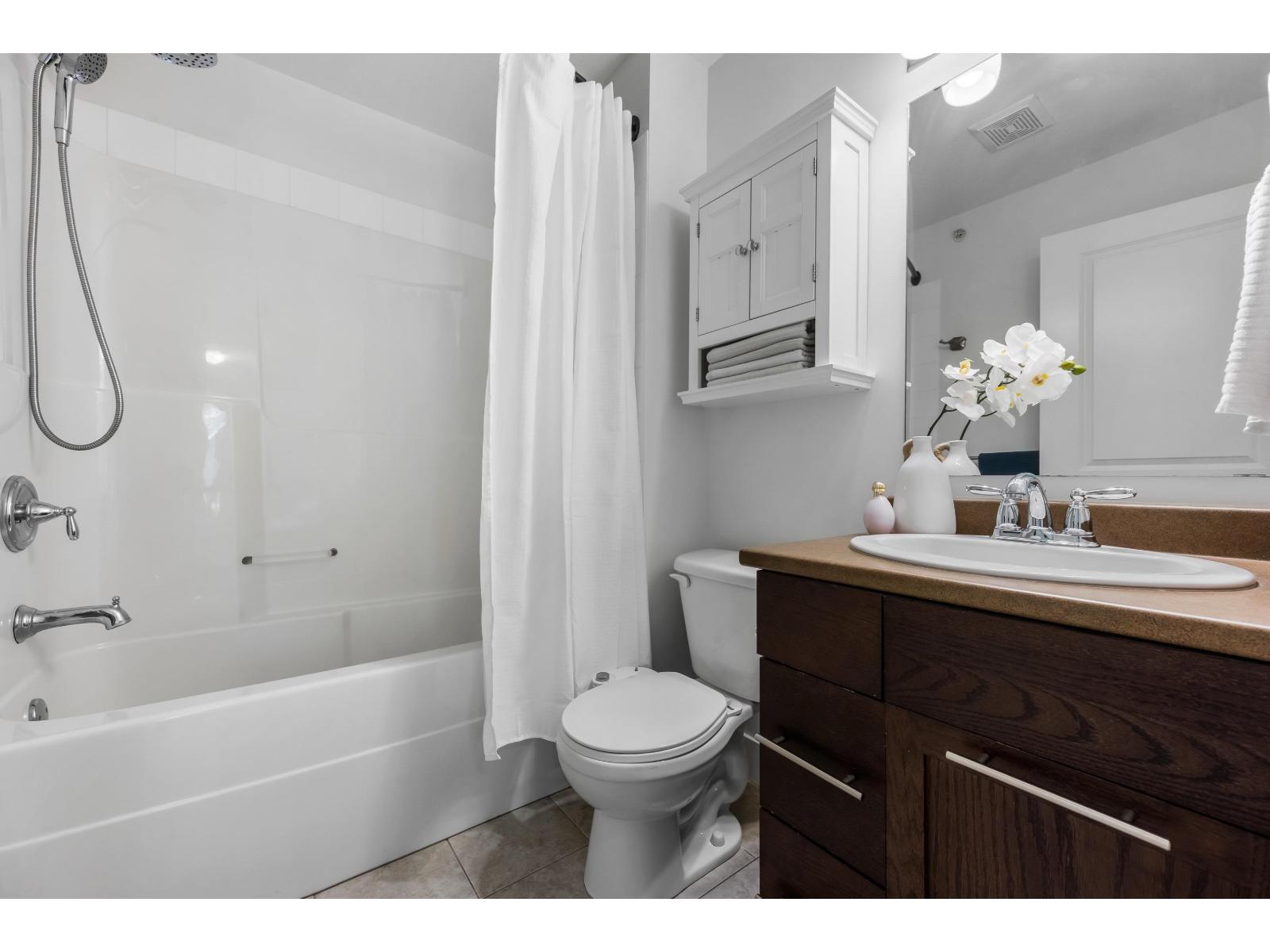Photo of 23 5805 SAPPERS WAY, Garrison Crossing 28