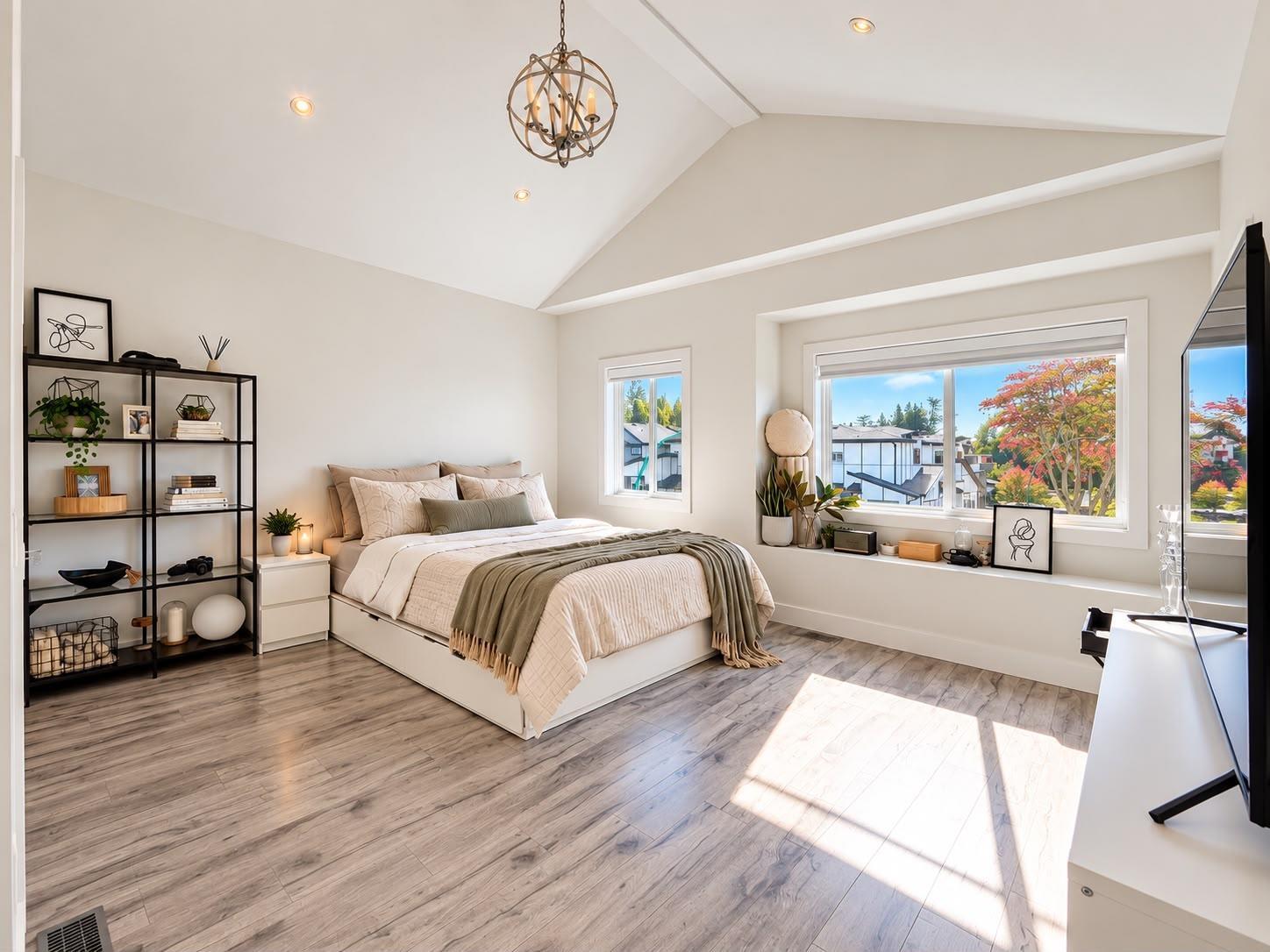 19305 71 AVENUE, Surrey