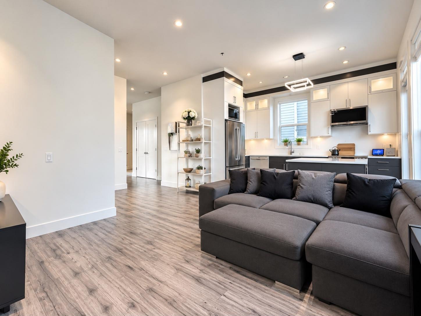 19305 71 AVENUE, Surrey