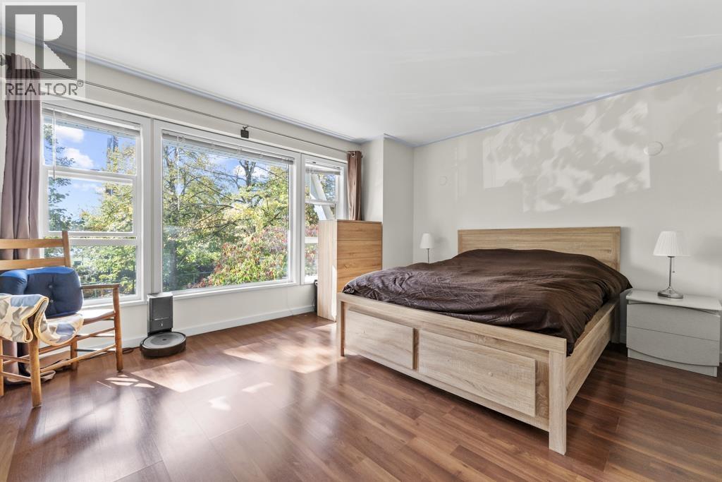 Photo of 26 2723 E KENT NORTH AVENUE 26