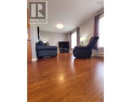28 Pleasant Street, Glace Bay, NS B1A3Z9 Photo 14