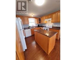 28 Pleasant Street, Glace Bay, NS B1A3Z9 Photo 10