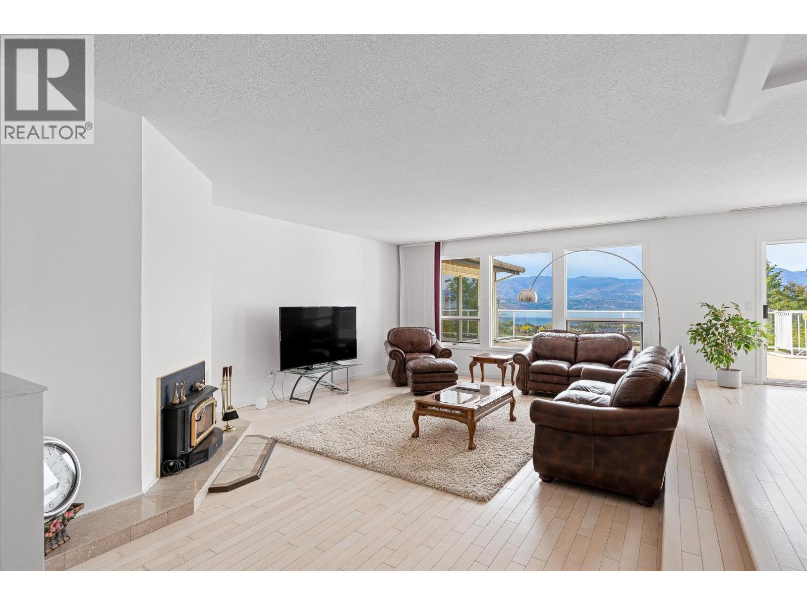 1045 Bartholomew Court - Image 8