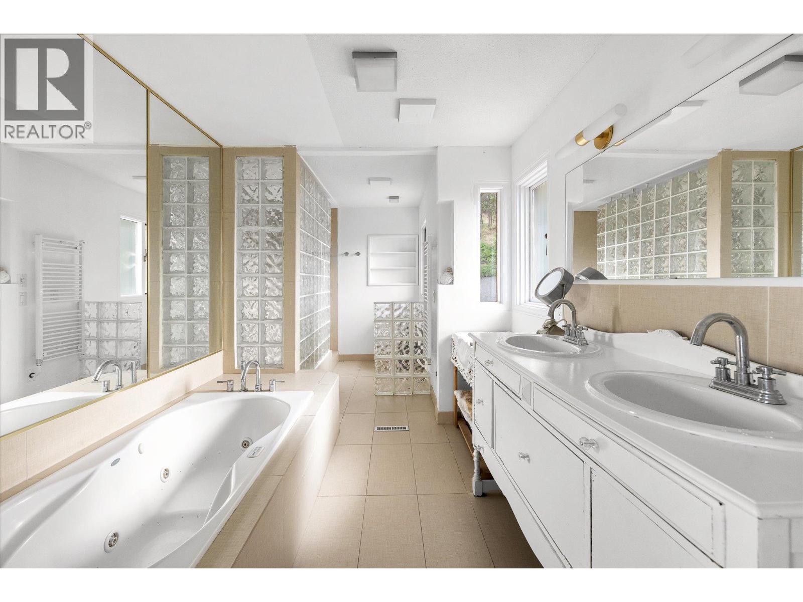 1045 Bartholomew Court - Image 37