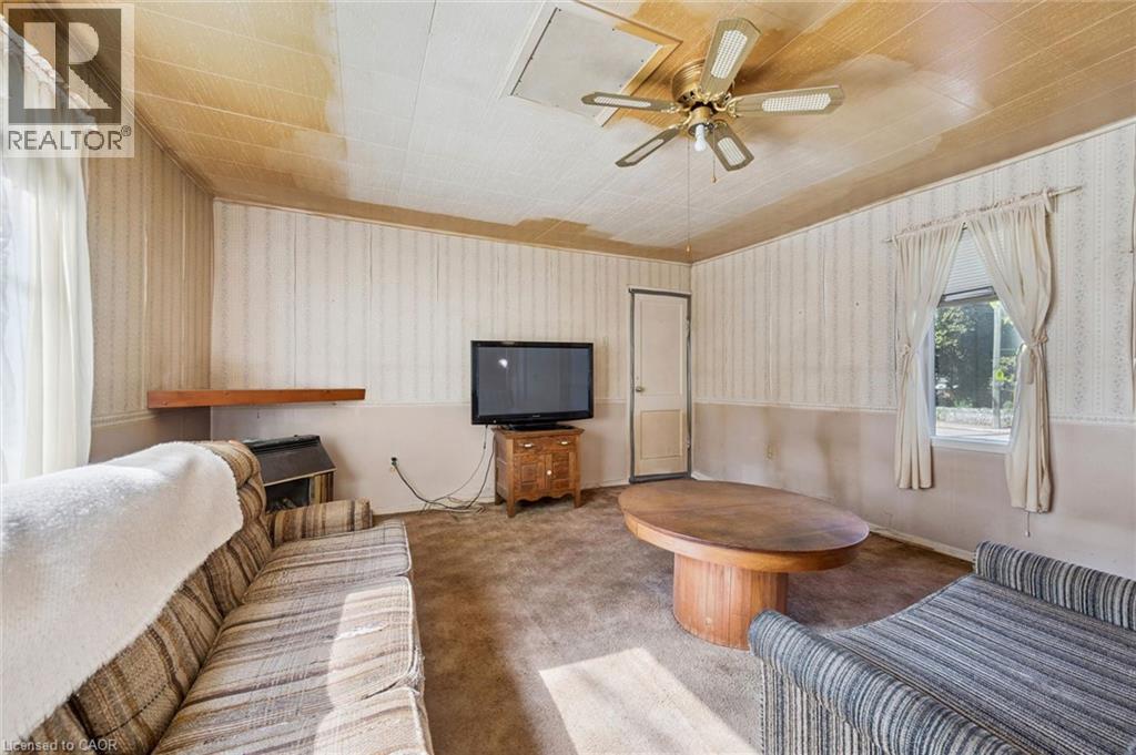 88 ARTHUR Street S - Image 21