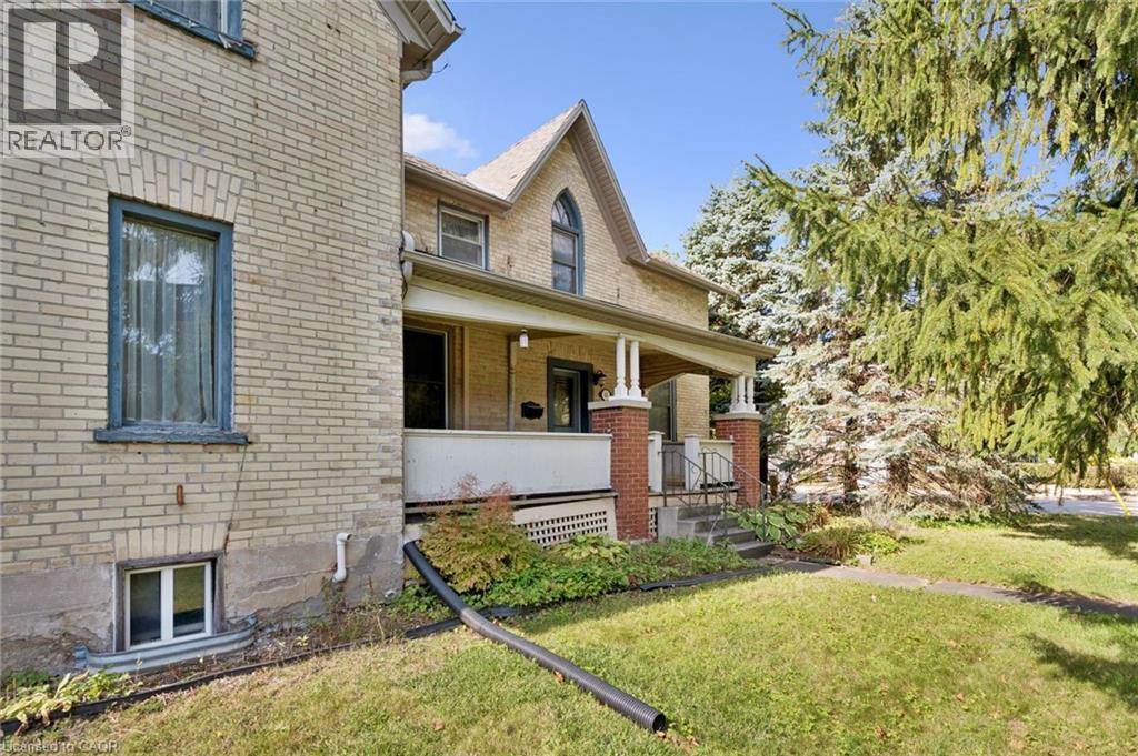 88 ARTHUR Street S - 4