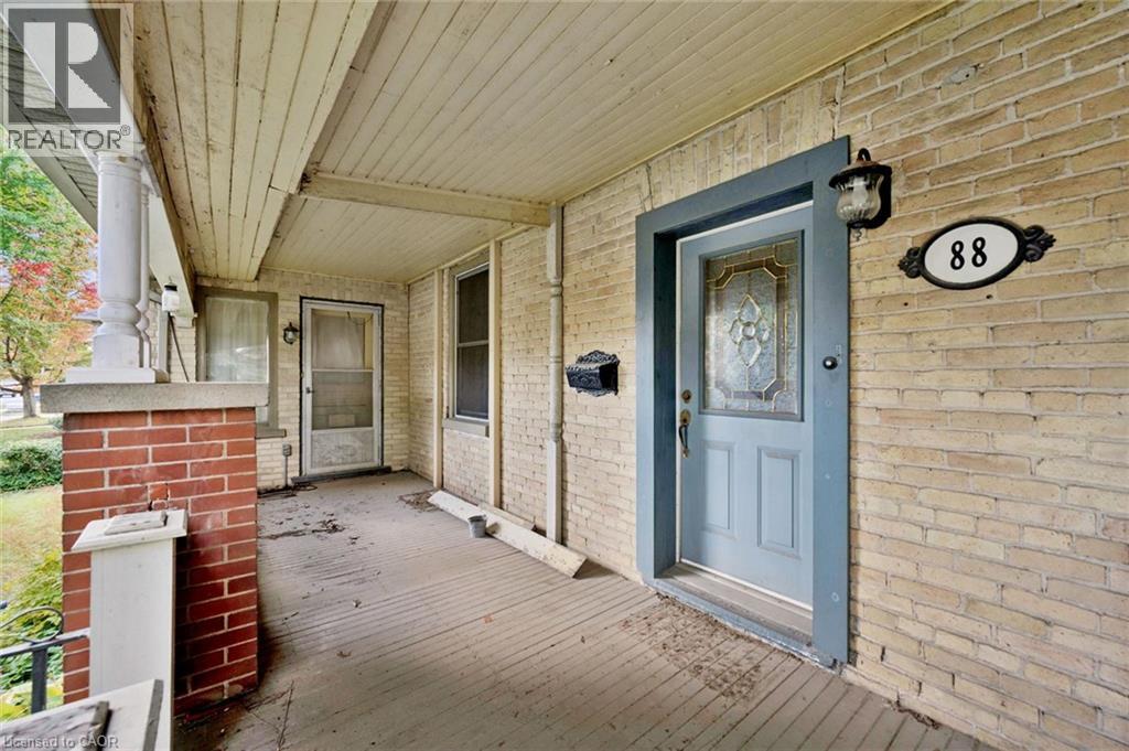 88 ARTHUR Street S - 6