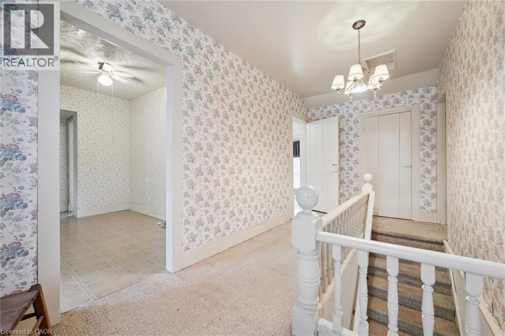 88 ARTHUR Street S - 34