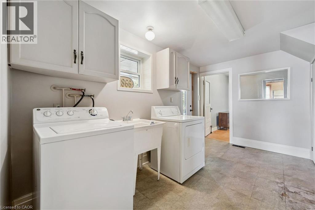 88 ARTHUR Street S - 14