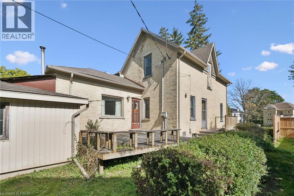 88 ARTHUR Street S - Image 44