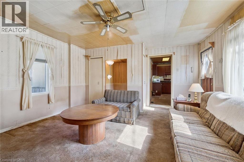 88 ARTHUR Street S - Image 22