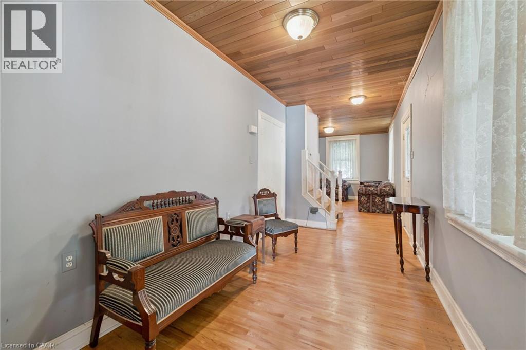 88 ARTHUR Street S - Image 8