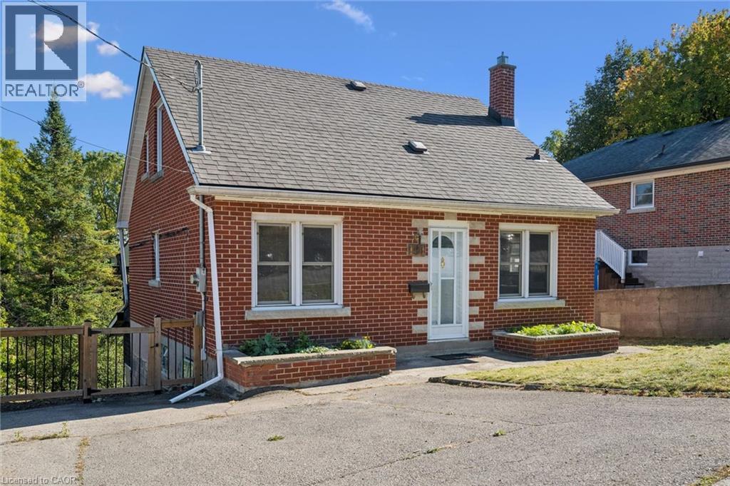 191 GROVE Street — photo 2