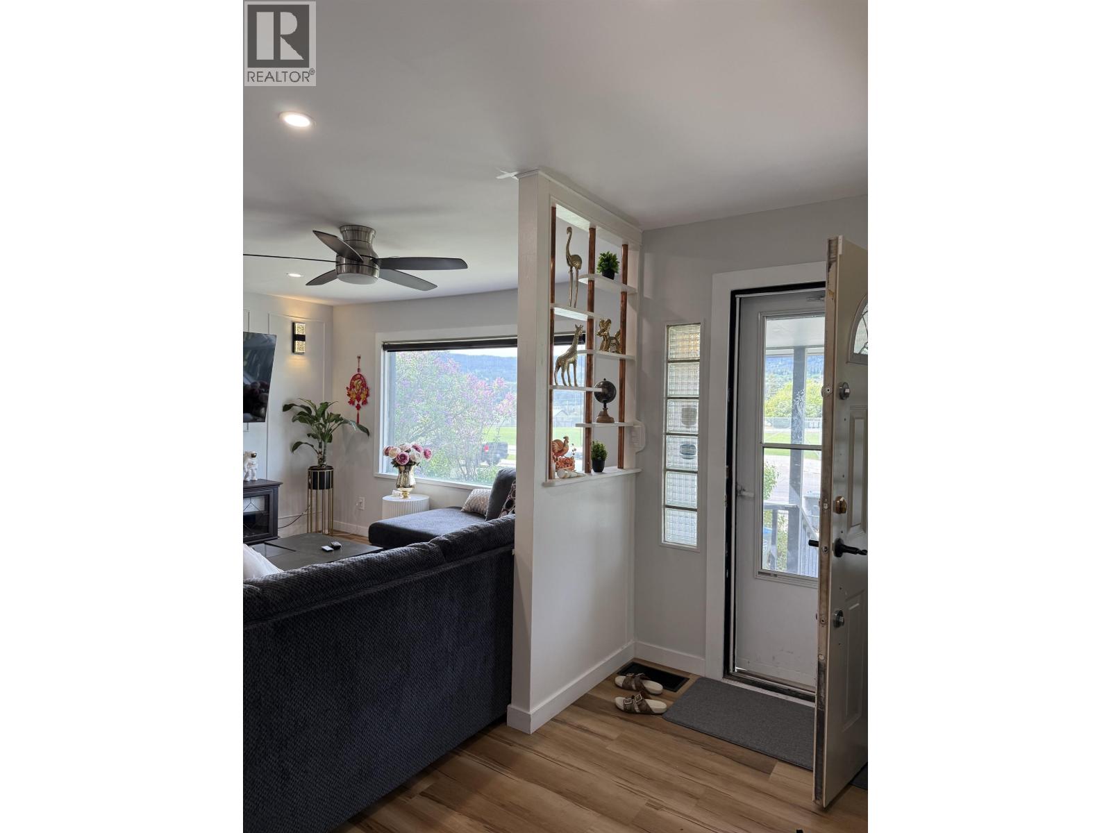 390 N THIRD AVENUE - 11