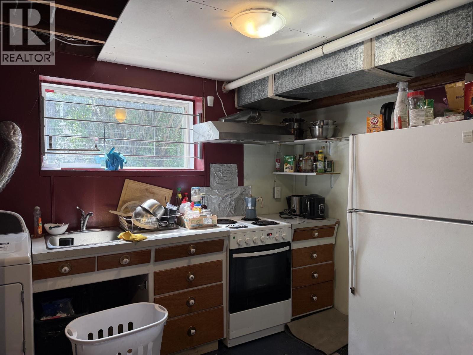 390 N THIRD AVENUE - 14