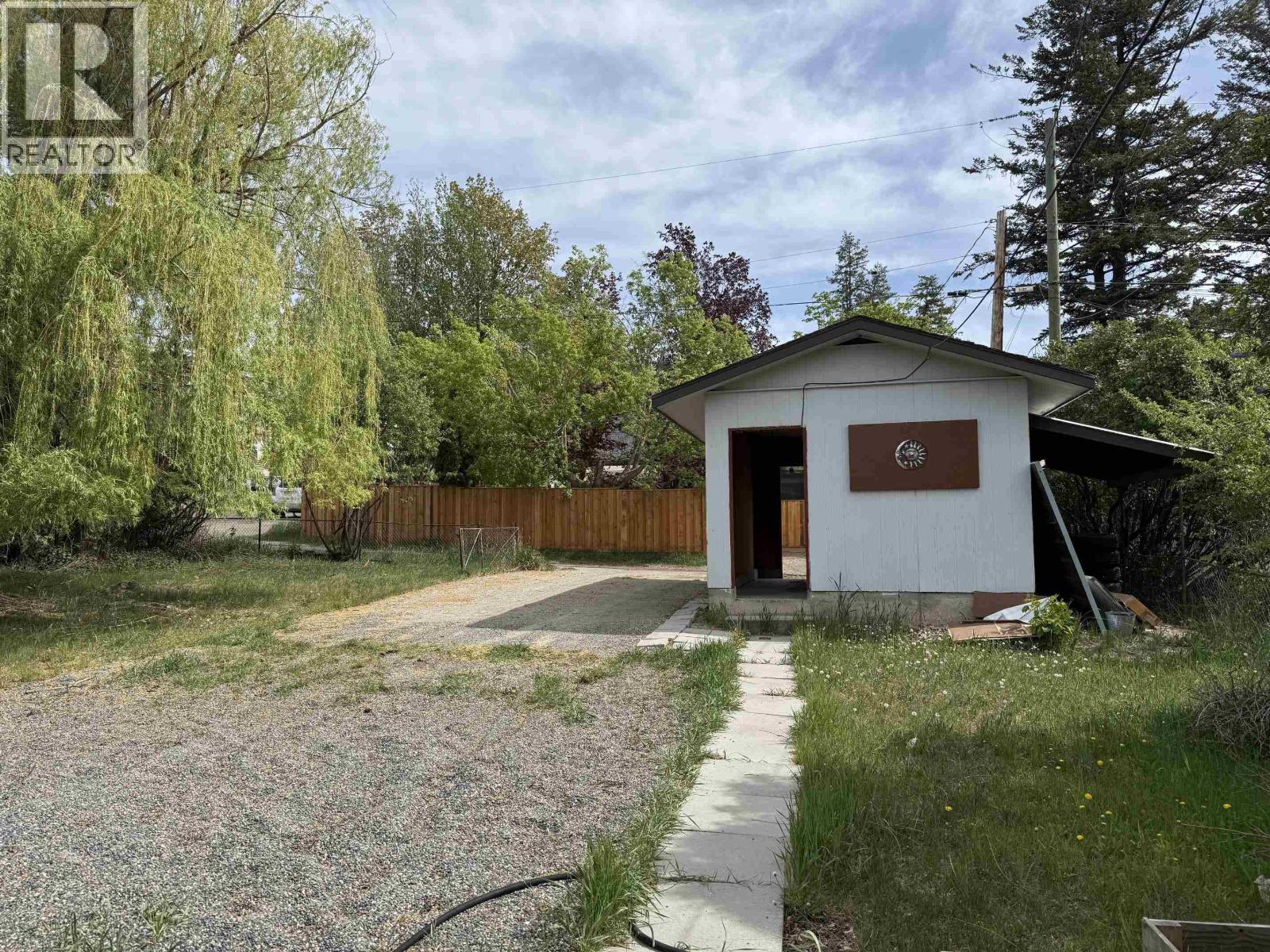 390 N THIRD AVENUE - 27