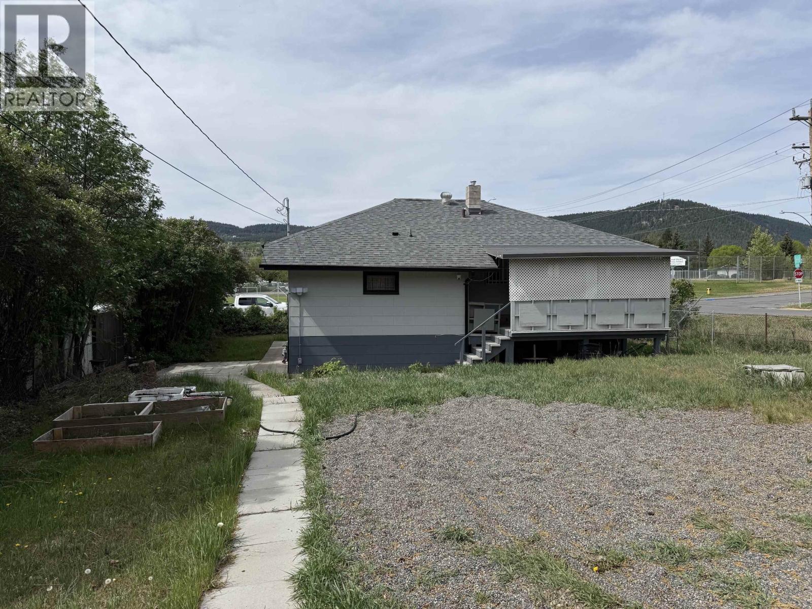 390 N THIRD AVENUE - 31