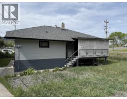 390 N Third Avenue, Williams Lake, BC V2G2A8 Photo 29