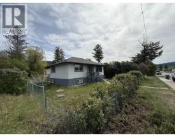 390 N Third Avenue, Williams Lake, BC V2G2A8 Photo 33