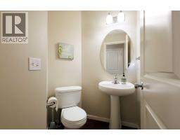 4pc Bathroom - 262 Panamount Way Nw, Calgary, AB T3K0P4 Photo 13