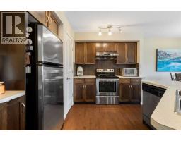 Primary Bedroom - 262 Panamount Way Nw, Calgary, AB T3K0P4 Photo 7