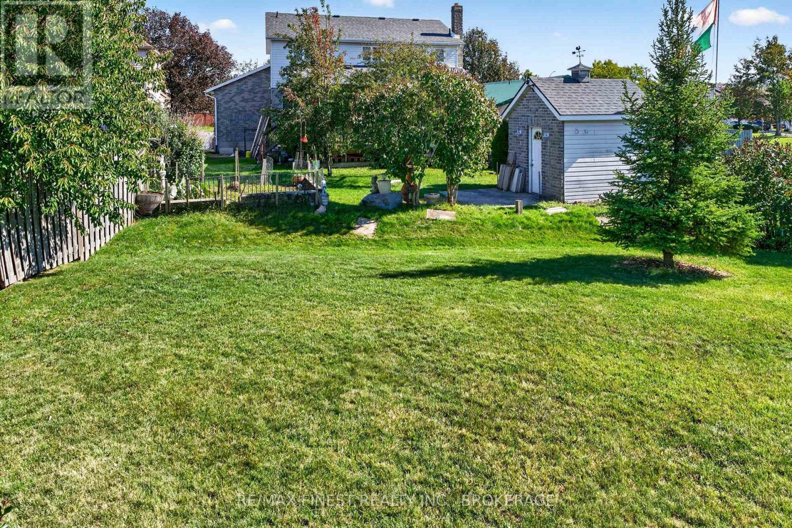 145 MACDOUGALL DRIVE - Image 36