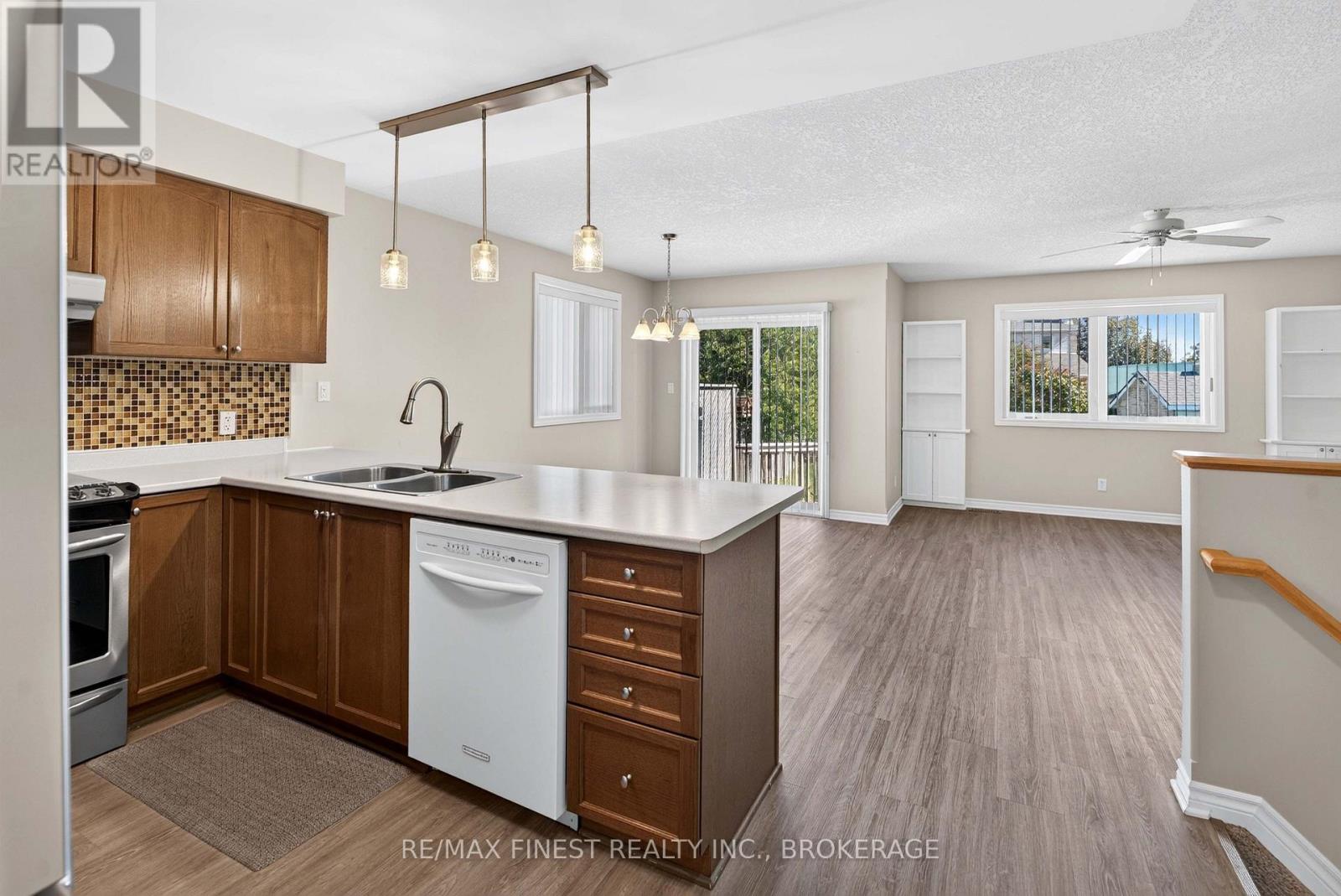 145 MACDOUGALL DRIVE - 7