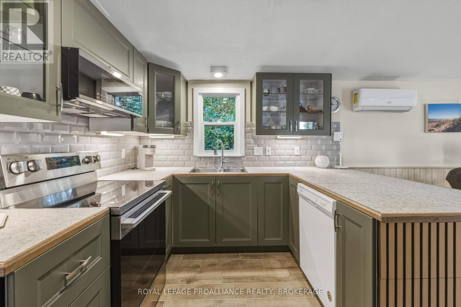 106 OLD RIVER ROAD - Image 10