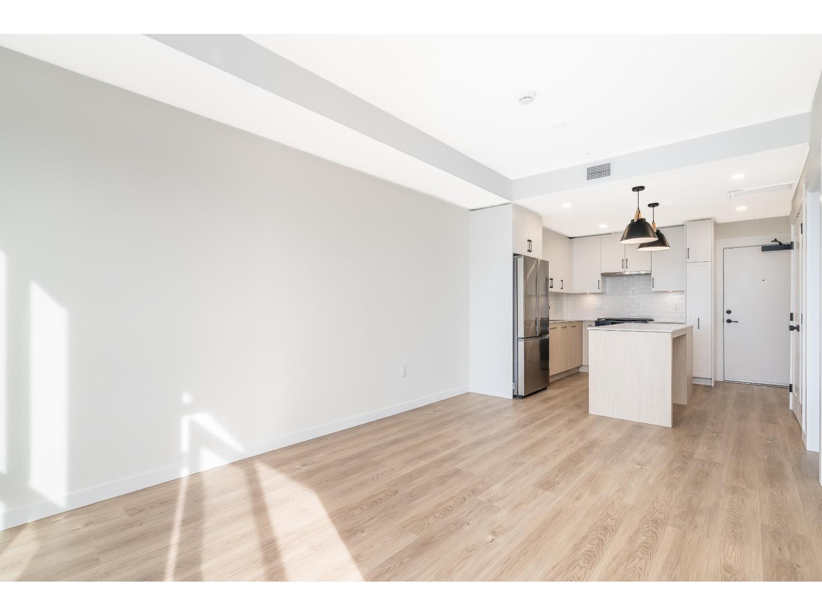 401 27215 ALDERGROVE TOWN CENTRE DRIVE, Langley