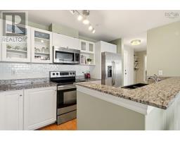 4pc Ensuite bath - 304 647 Bedford Highway, Halifax, NS B3M0A5 Photo 7