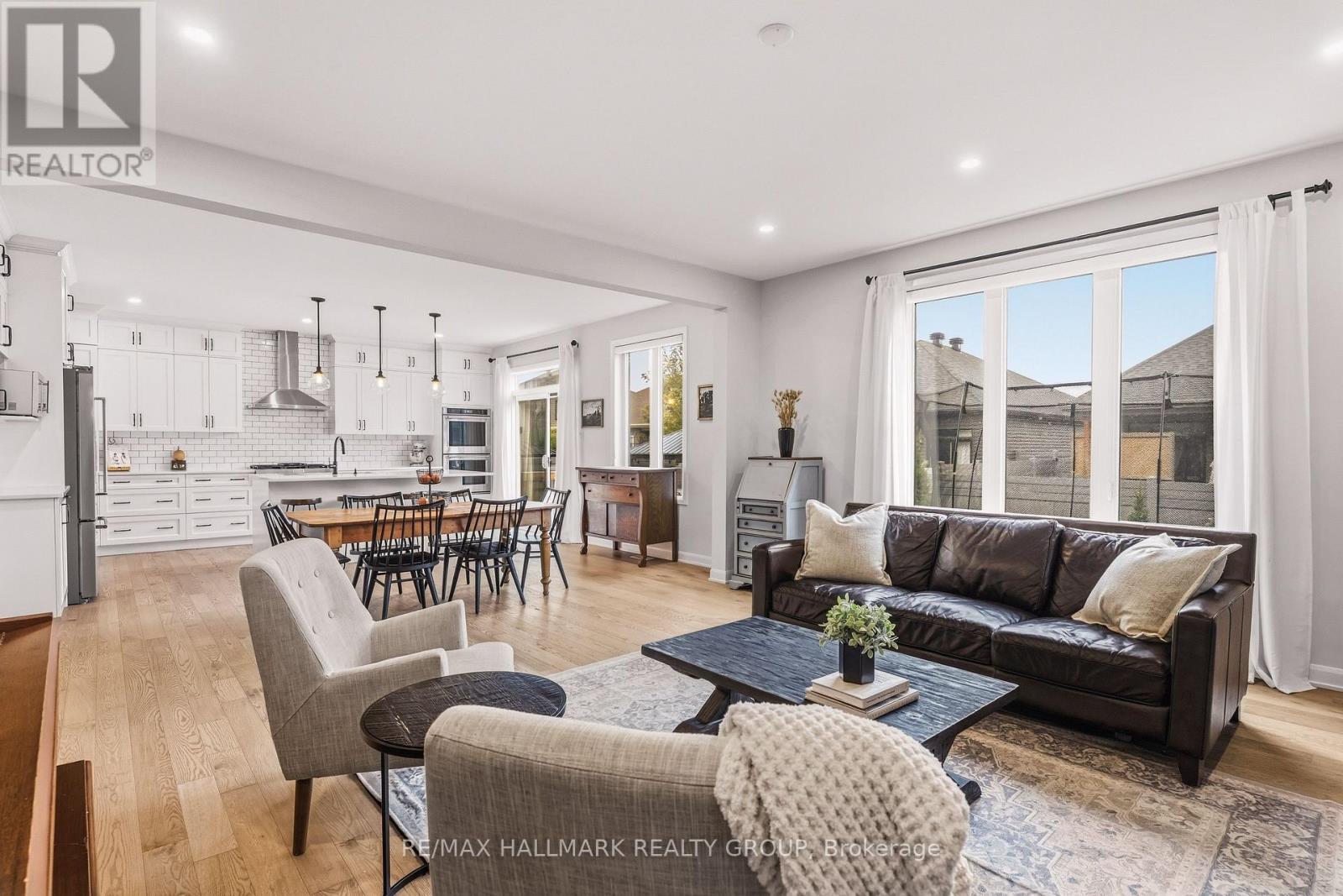 709 COAST CIRCLE - Image 11