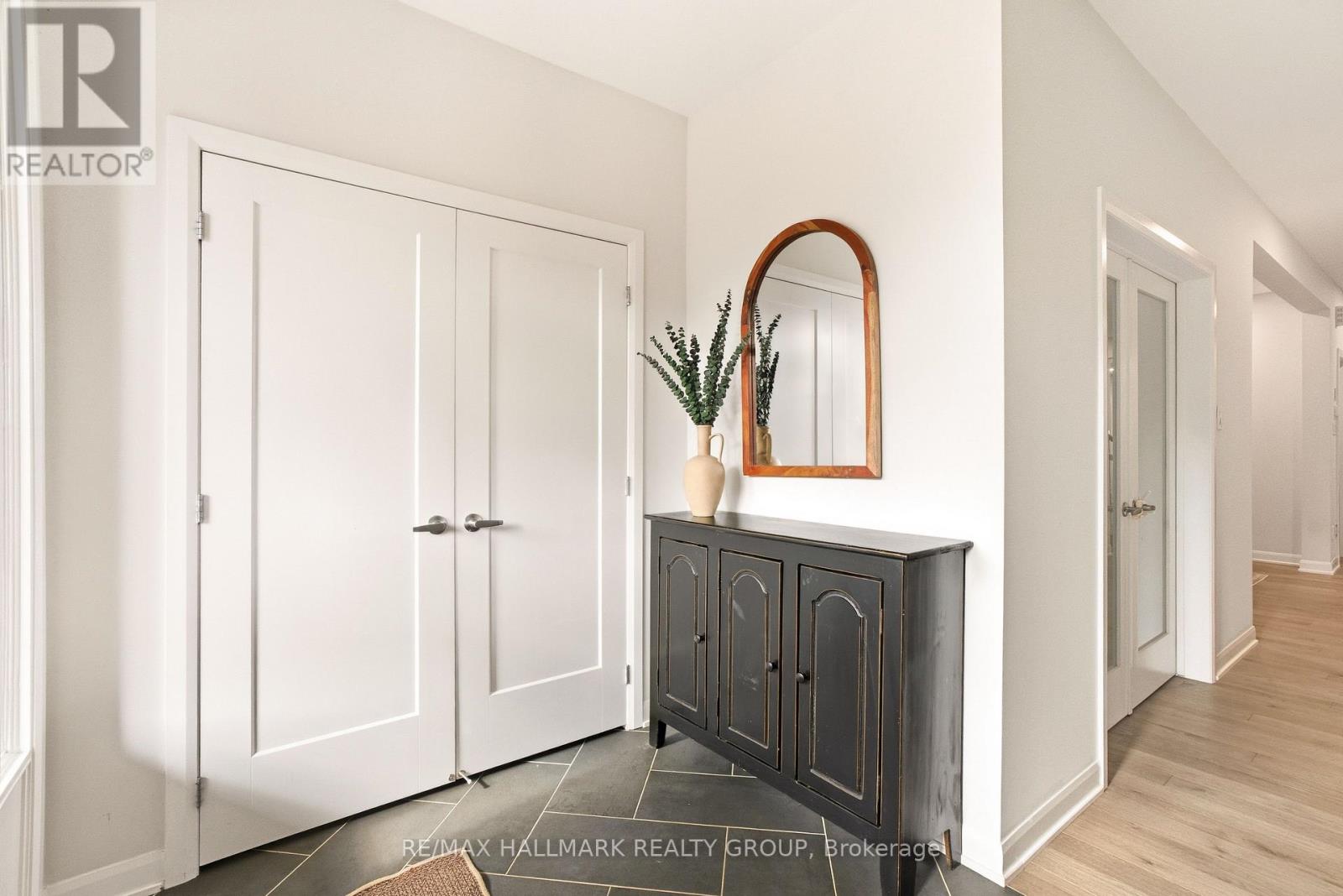 709 COAST CIRCLE - Image 19
