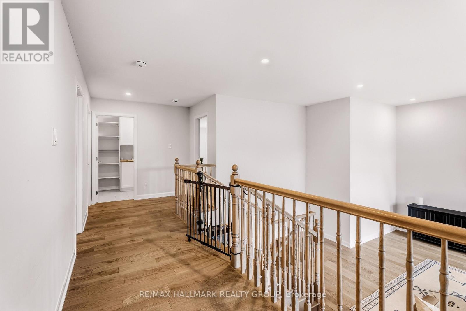 709 COAST CIRCLE - Image 26