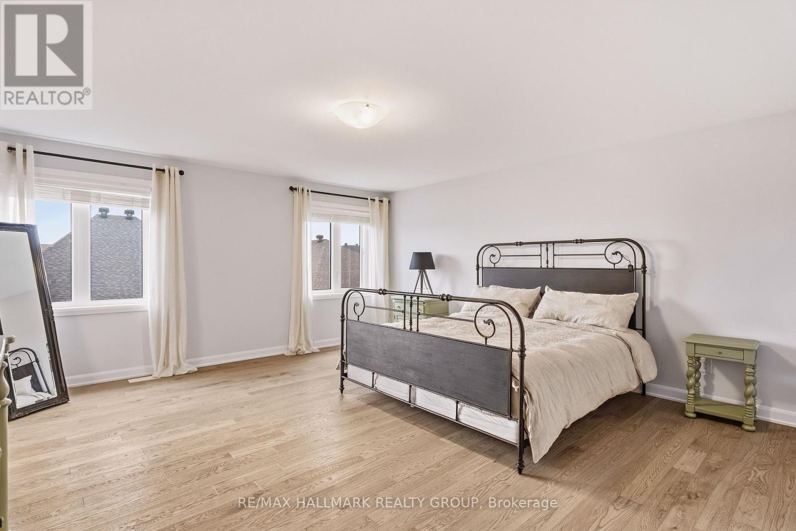 709 COAST CIRCLE - Image 27