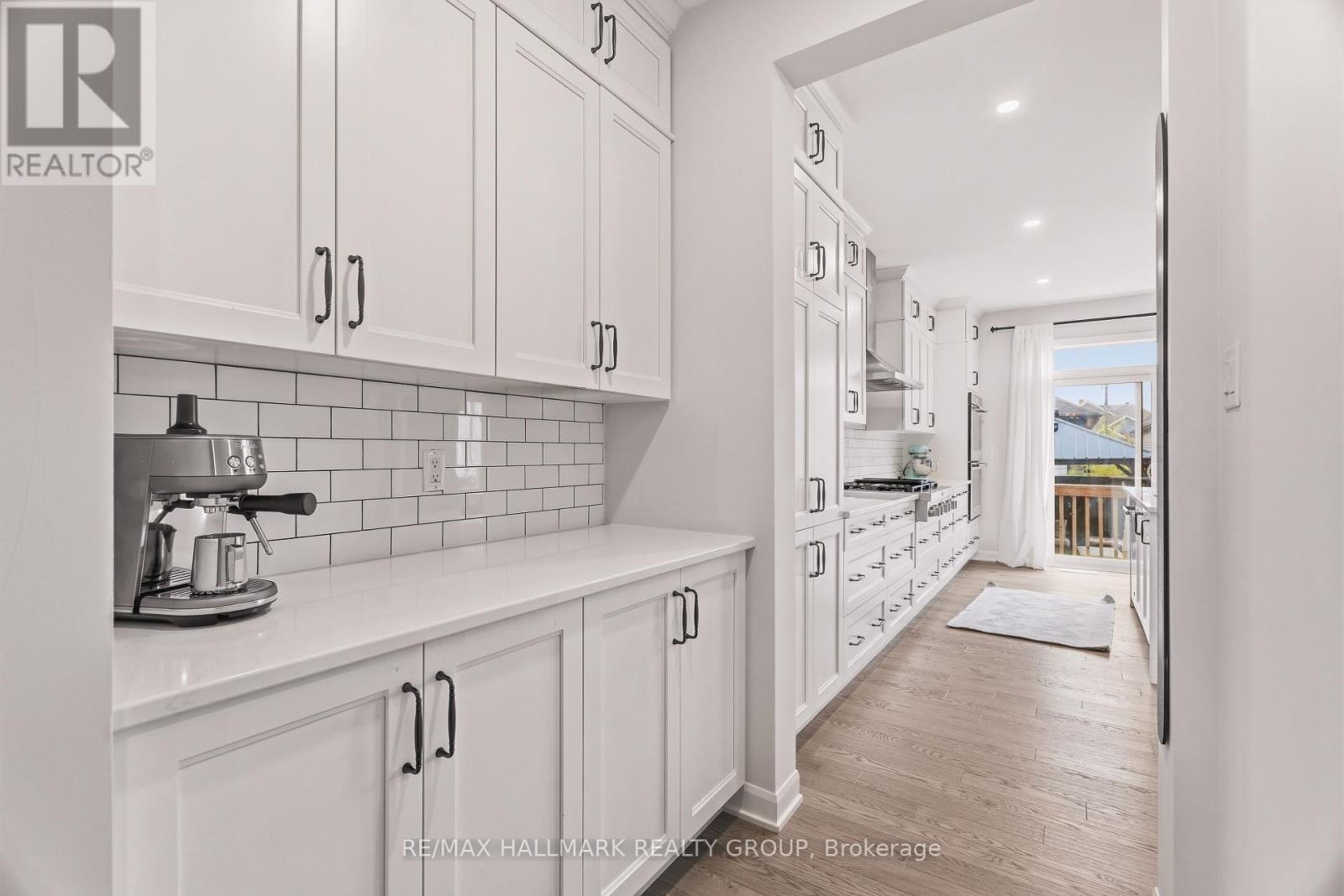 709 COAST CIRCLE - Image 9
