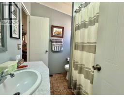 1 Mireille Private, Ottawa, ON K0A1B0 Photo 8