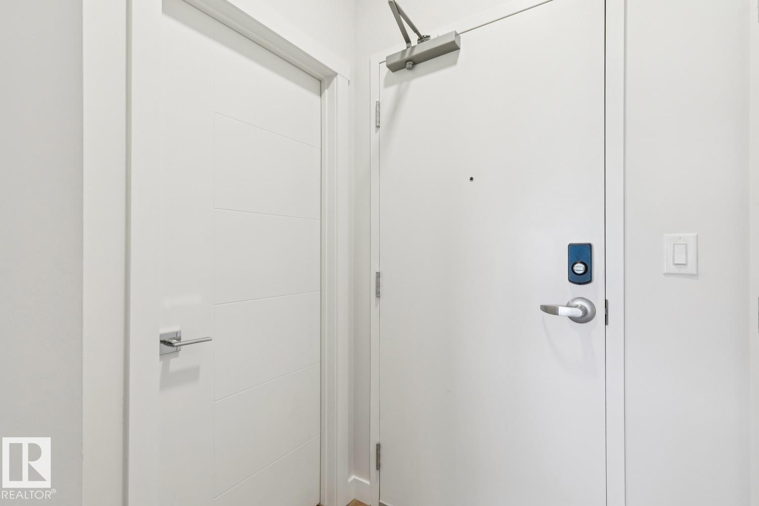 Property photograph 6 for MLS E4512106