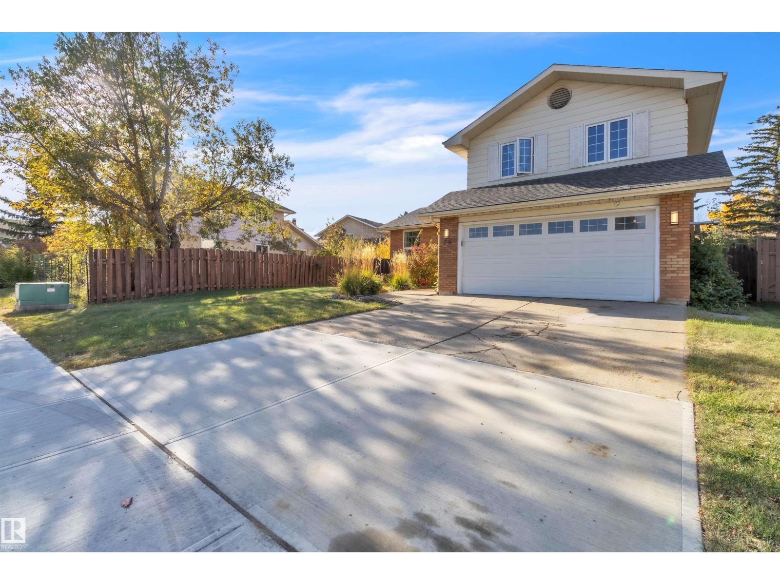 Property photograph 3 for MLS E4512102