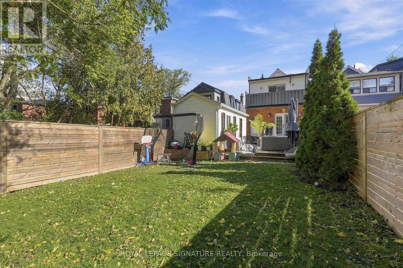46 HENDRICK AVENUE - 18