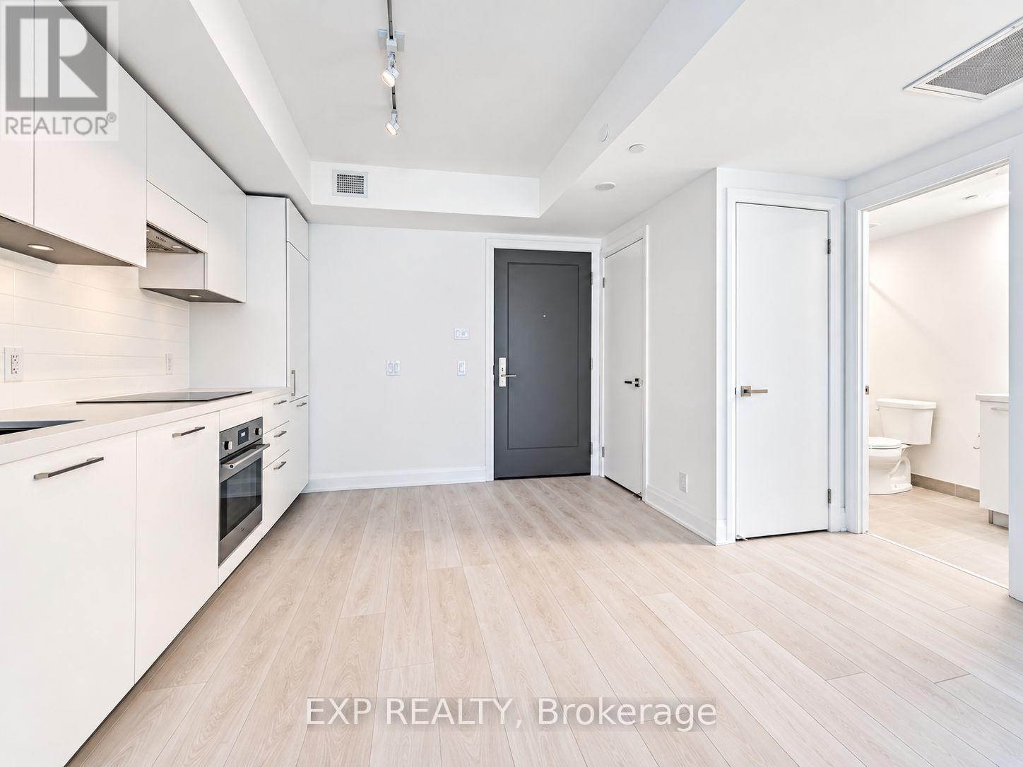 431 - 33 FREDERICK TODD WAY, Toronto (Thorncliffe Park) — photo 4