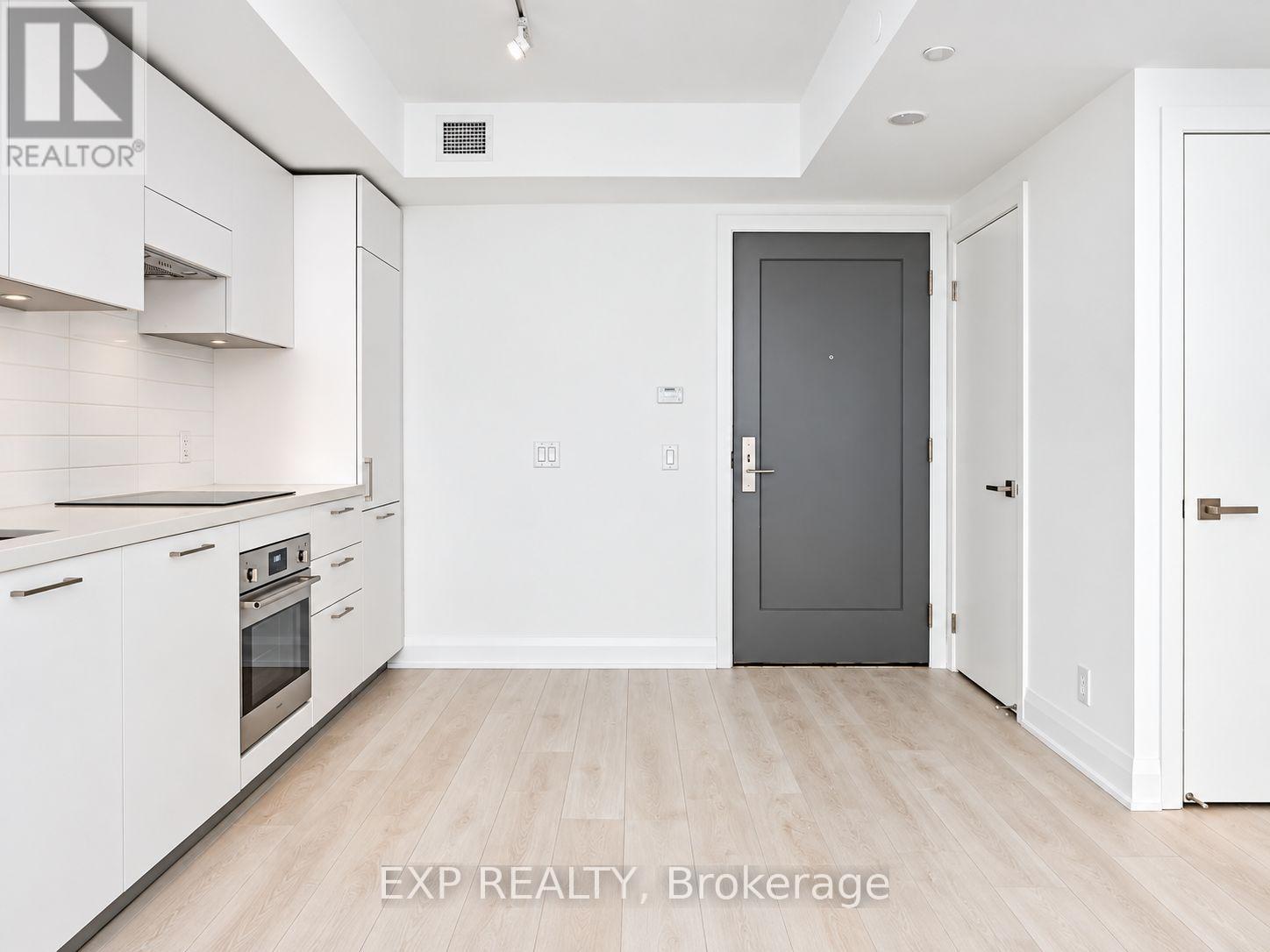431 - 33 FREDERICK TODD WAY, Toronto (Thorncliffe Park) — photo 8